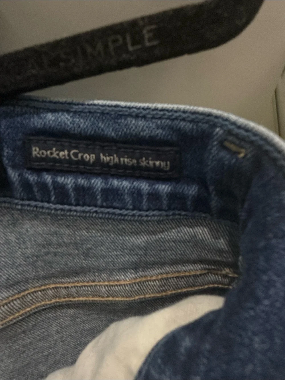 Citizens Of Humanity Medium Blue Cropped Distressed Skinny Jeans